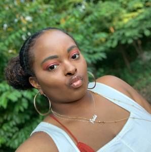 Meet your Posher, Jada